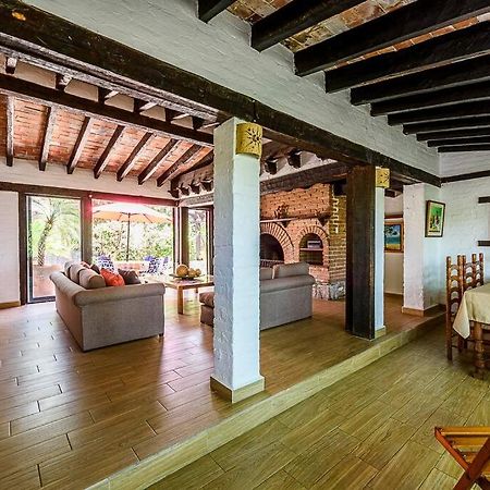 Agradable Cuarto De Hostal Sobre El Centro, Valle Valle de Bravo Ngoại thất bức ảnh